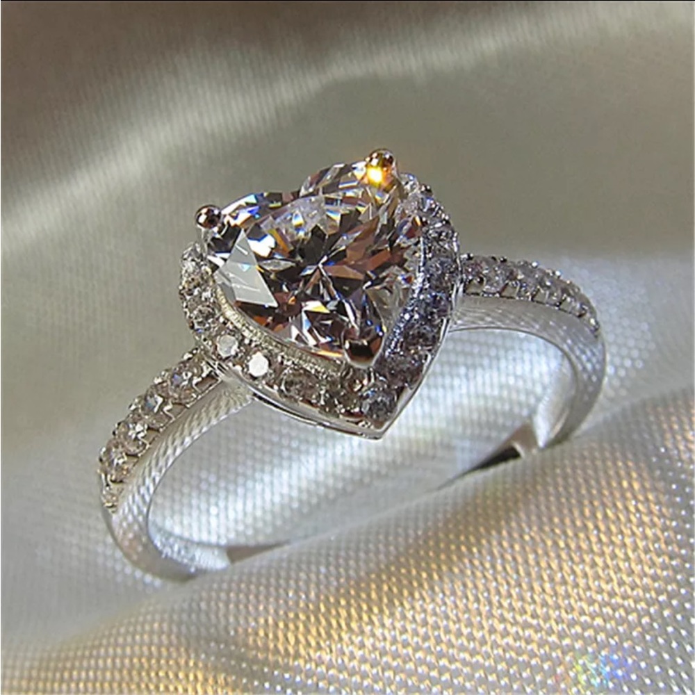 925 STERLING SILVER CUBIC ZIRCON HEART RING - Picture 13 of 13